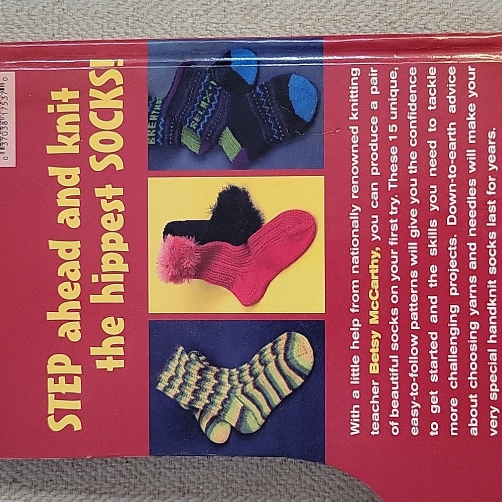 Knit Socks Multicolor Pattern Book - Picture 3 of 8